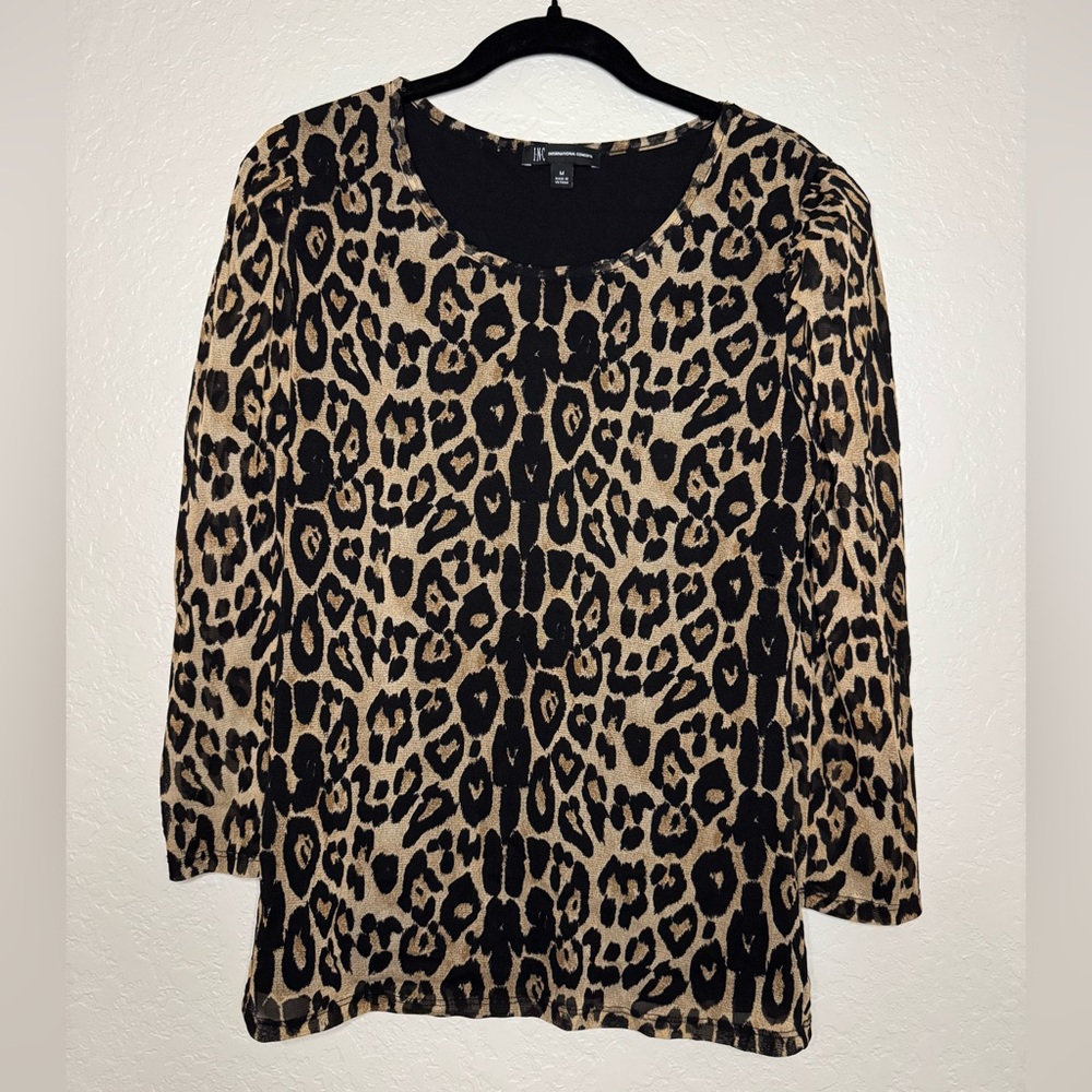 Leopard Print Long Sleeve Scoop Neck Top - Black & Tan